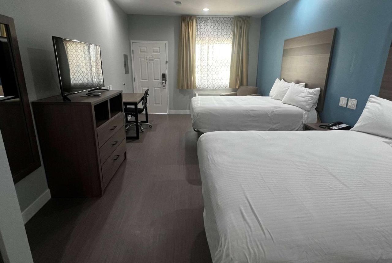 Baymont By Wyndham Freeport Texas Hotel Ngoại thất bức ảnh