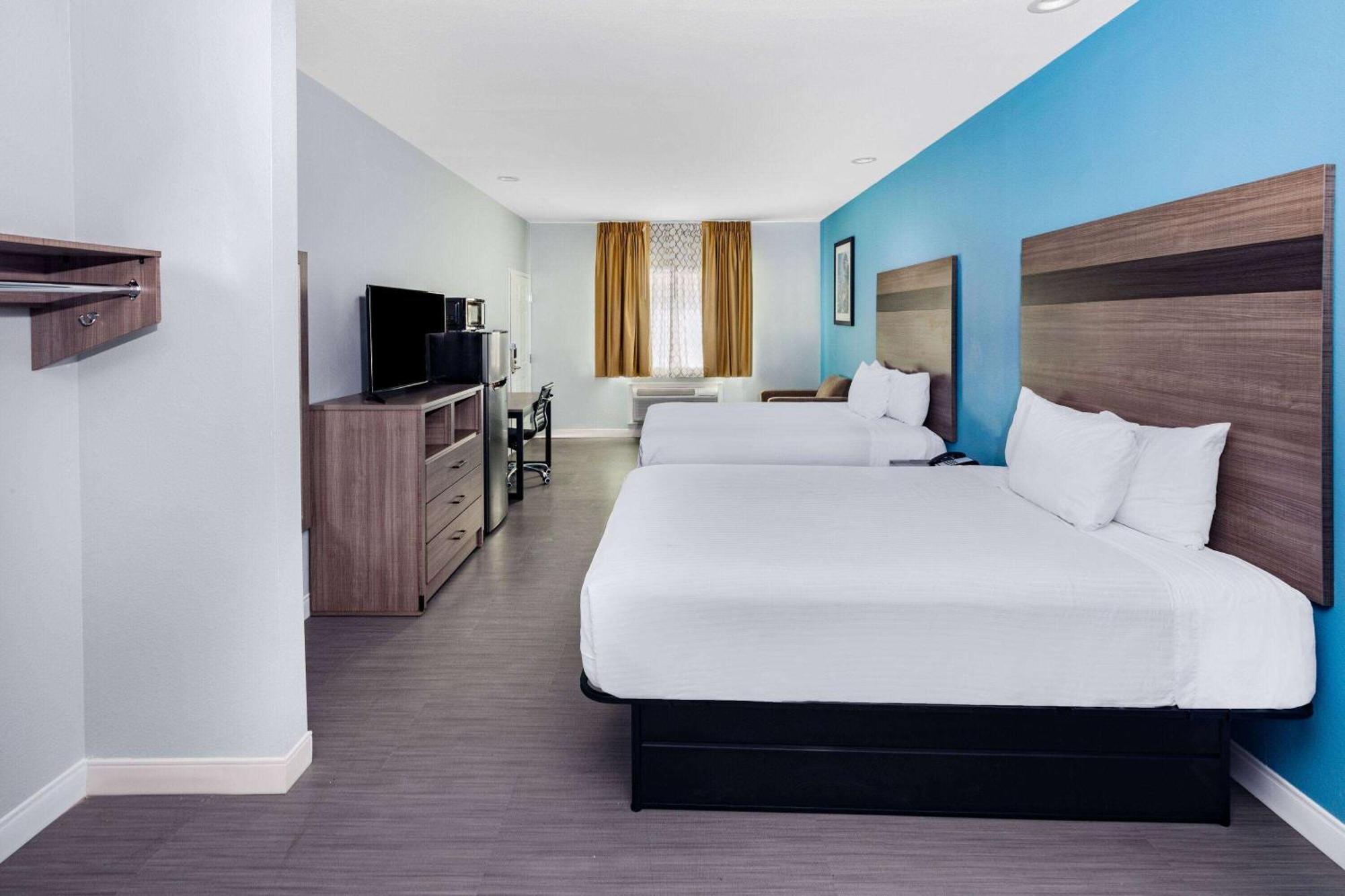 Baymont By Wyndham Freeport Texas Hotel Ngoại thất bức ảnh